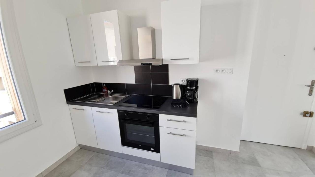 Maxbnb - T2 Balcon 50M2 - Climatise - Ouest - Toulon Bagian luar foto