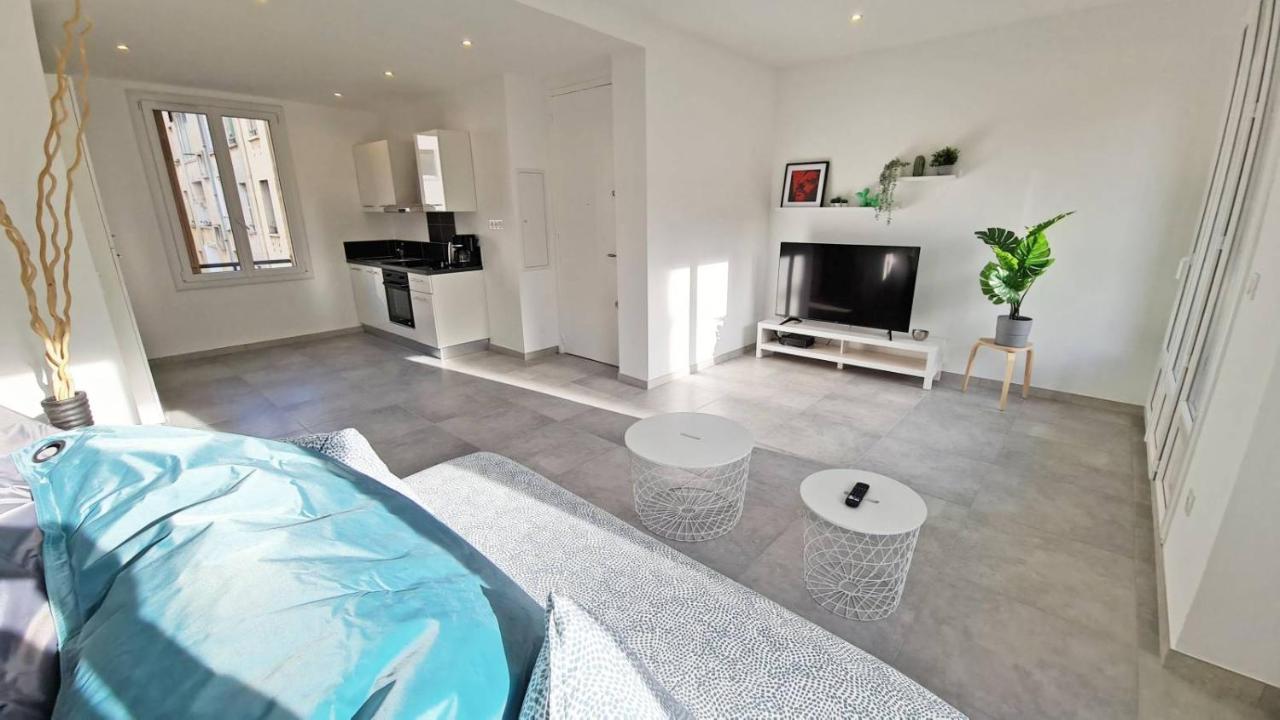 Maxbnb - T2 Balcon 50M2 - Climatise - Ouest - Toulon Bagian luar foto